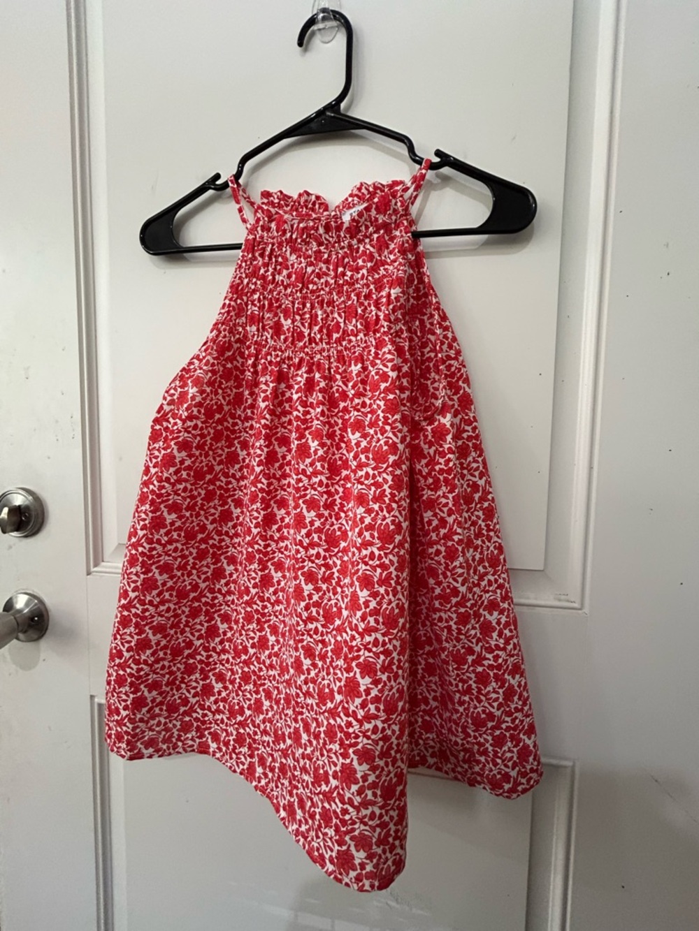 Staccato Red and White Floral Sleeveless Shirt, Small